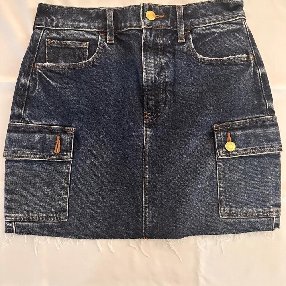 Express dark denim mini skirt with cargo pockets size 2